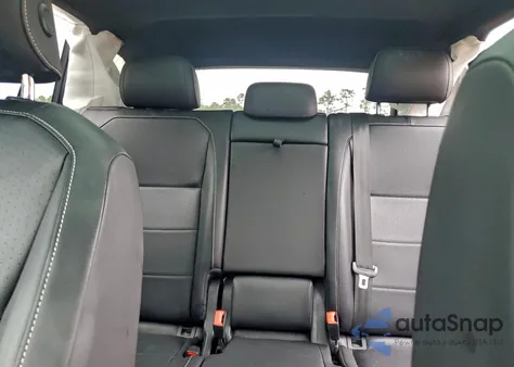 2021 Volkswagen Tiguan Se z USA, uszkodzony, nr VIN 3VV3B7AX3MM087201